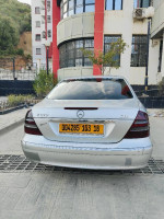 automobiles-mercedes-e-classe-2003-270-el-milia-jijel-algerie