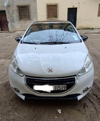 سيارات-peugeot-208-2015-allure-تالة-ايفاسن-سطيف-الجزائر