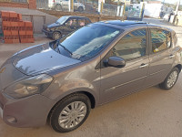 voitures-renault-clio-3-2010-night-day-akbou-bejaia-algerie