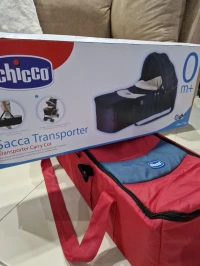 Landou porte bébé marque chicco