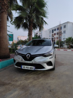 voitures-renault-clio-5-2022-business-algerie