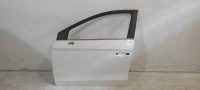 La tôle Seat Ibiza nouveau & ancien la couleur disponible blanche 