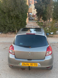 voitures-renault-clio-3-2010-djelfa-algerie