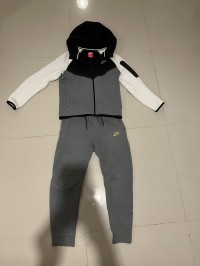 ملابس-رياضية-nike-tech-original-147-158cm-بئر-مراد-رايس-الجزائر