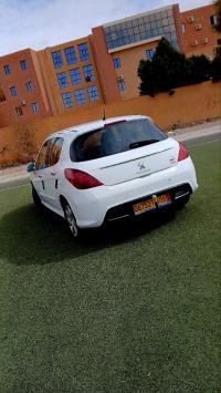 cars-peugeot-308-2013-bechar-algeria