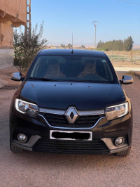 voitures-renault-symbol-2017-laghouat-algerie