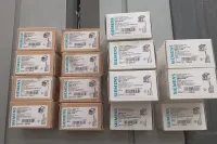 Lot contacteurs auxiliaires SIEMENS neufs