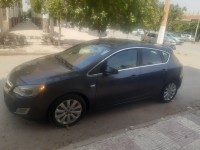 سيارات-opel-astra-2012-باب-الزوار-الجزائر