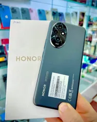 Honor 200 Global version
