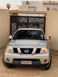 utilitaire-nissan-navara-2014-fellaoucene-tlemcen-algerie