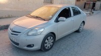 سيارات-toyota-yaris-2006-المدية-الجزائر