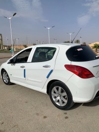 voitures-peugeot-308-2012-biskra-algerie
