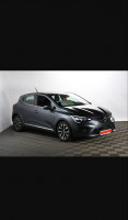 voitures-renault-clio-5-2022-alger-centre-algerie