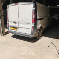 عربة-نقل-renault-trafic-3-2016-قسنطينة-الجزائر