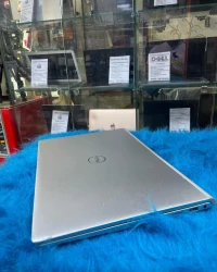 Dell Inspiron 15 i7 11 Gen 16 Gb ram 512 Gsd 15 pouce FHD