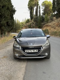 سيارات-peugeot-208-2015-allure-المدية-الجزائر