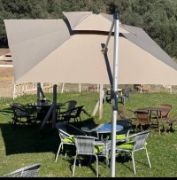 outdoor-furniture-parasol-luxe-pour-terrasse-picine-hotel-cafetiria-beni-tamou-blida-algeria