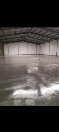 Travaux de Bâtiment . Ponçage Béton Armé et  Tallochage Pour Hélicoptère Dallage  Lissage de sol