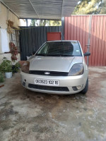 moyenne-berline-ford-focus-5-portes-2002-reghaia-alger-algerie