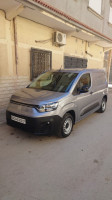 voitures-fiat-doblo-2023-professionnel-biskra-algerie