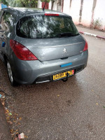 voitures-peugeot-308-2011-algerie