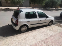 voitures-renault-clio-2-2002-msila-algerie