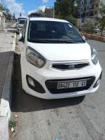 mini-citadine-kia-picanto-2013-pop-souk-ahras-algerie