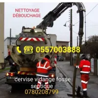 Camion vidange nettoyage débouchage