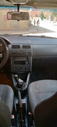 سيارات-volkswagen-gol-2005-الشارف-الجلفة-الجزائر