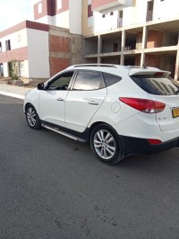 سيارات-hyundai-tucson-2015-عزابة-سكيكدة-الجزائر