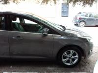 moyenne-berline-ford-focus-5-portes-2013-titanium-grarem-gouga-mila-algerie