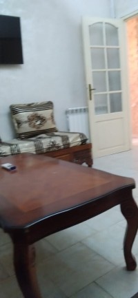 شقة-كراء-3-غرف-الجزائر-بئر-مراد-رايس