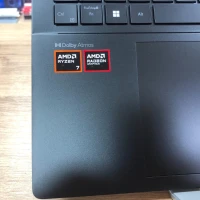 Asus vivobook m5506U RYZEN 7 8845HS 16GB 1TB SSD 15.6 OLED 2K 
