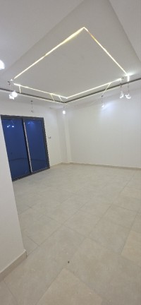 شقة-بيع-5-غرف-الجزائر-المعالمة