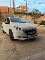 voitures-peugeot-208-2015-allure-ain-taghrout-bordj-bou-arreridj-algerie