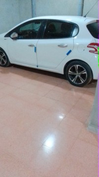 سيارات-peugeot-208-2015-style-سيدي-موسى-الجزائر