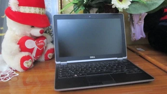 Dell Latitude E6220,  Chargeur original inclus + (4GB RAM DDR3 OFFREGRATUIT)!!!