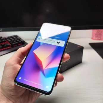 Xiaomi Mi 10T PRO + accessoires ✨