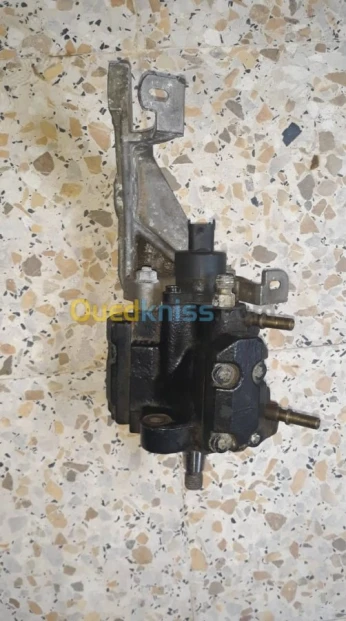 Pompe haute pression Renault 1.9 DCI