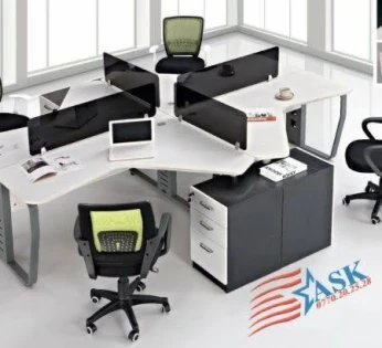 Bureau bench 4 personnes Prem's avec panneaux acoustiques