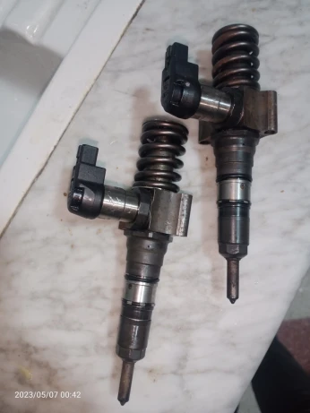 2 injecteurs