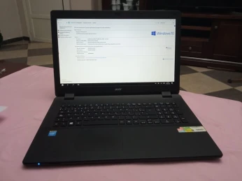 PC PORTABLE (Acer Aspire)