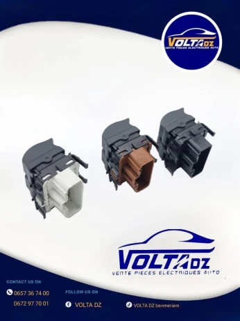 Bouton lève-vitre renault Clio 2 ,campus, megen 1,kango, original neuf