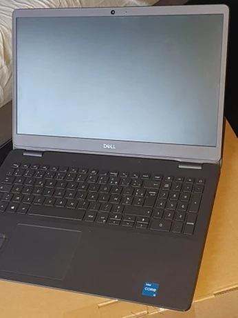Pc portable Dell Vostro 15 3000