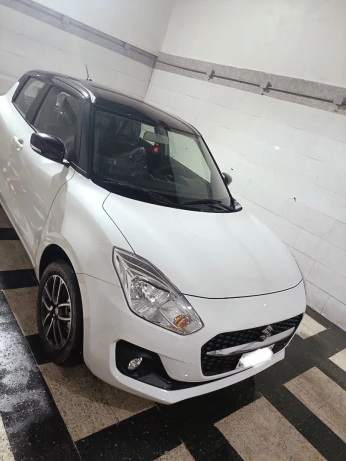 Suzuki Swift monté Carlo 2023 Glx