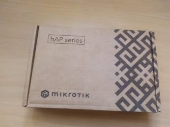 Routeur Mikrotik hAP ax2, Wi-Fi 6 (802.11ax), Bi-bande (2,4 GHz / 5 GHz), Ethernet/LAN, Noir