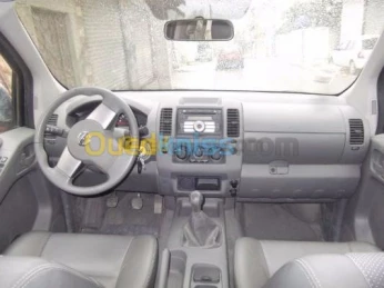 Location PICKUP 4x4 & 4x2 &utilitaire/Pick up / Double Cabine