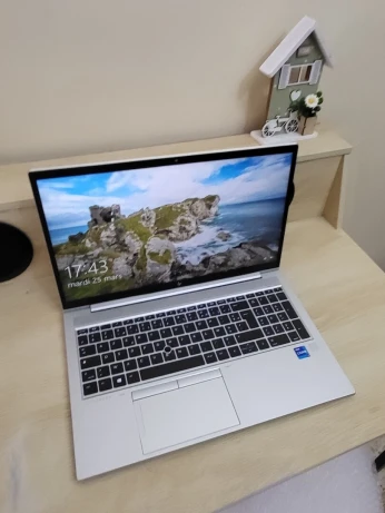 HP ELITEBOOK 850 G8 15.6" FHD | CORE i7 1165G7 | 16GB RAM | 512GB SSD | IRIS XE GRAPHICS