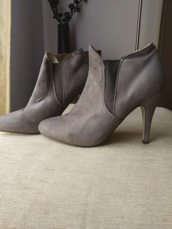Chaussures dorés femmes