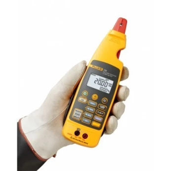 Pince multimètre Fluke 772